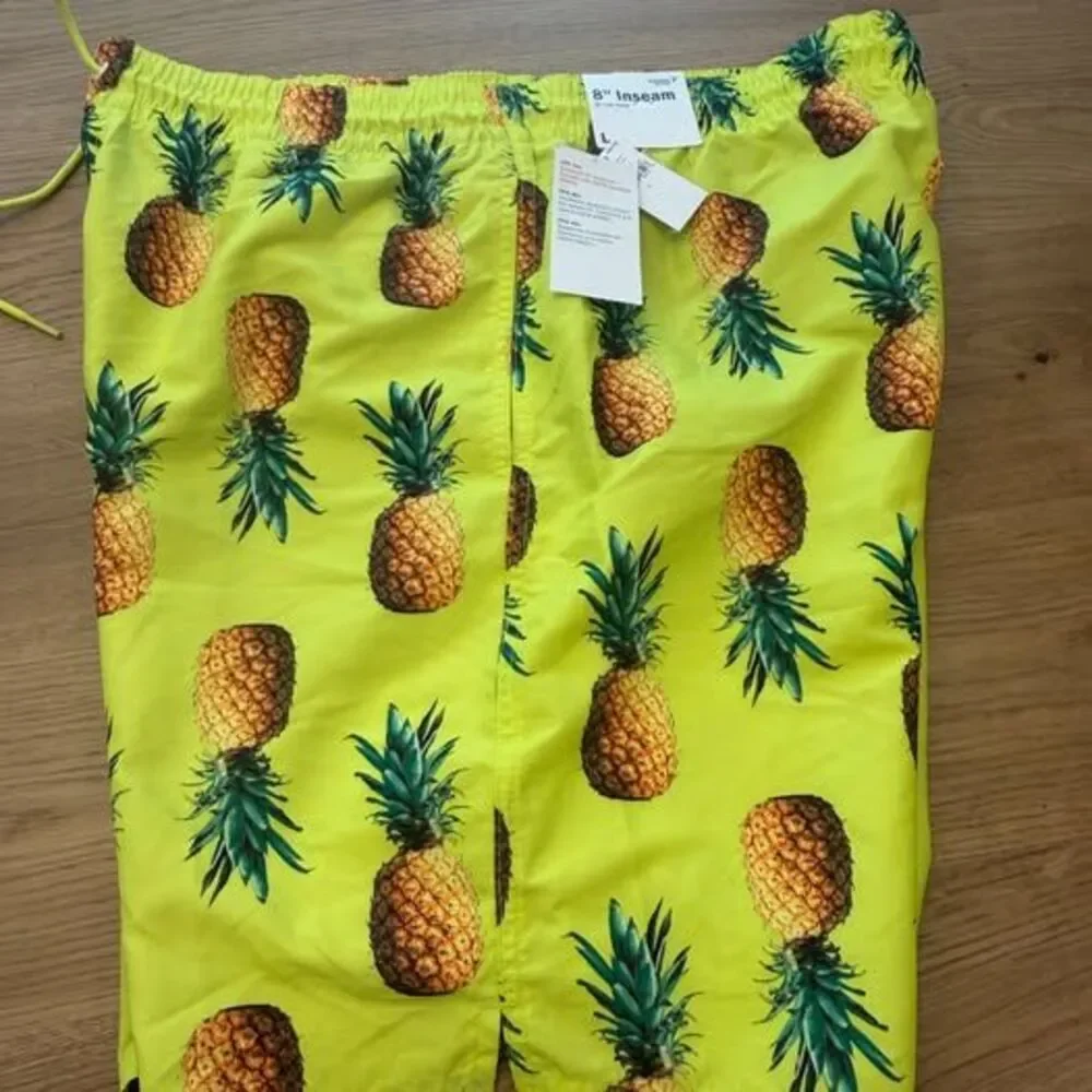 Old Navy Men’s Pineapple Swim Trunks New with Tags